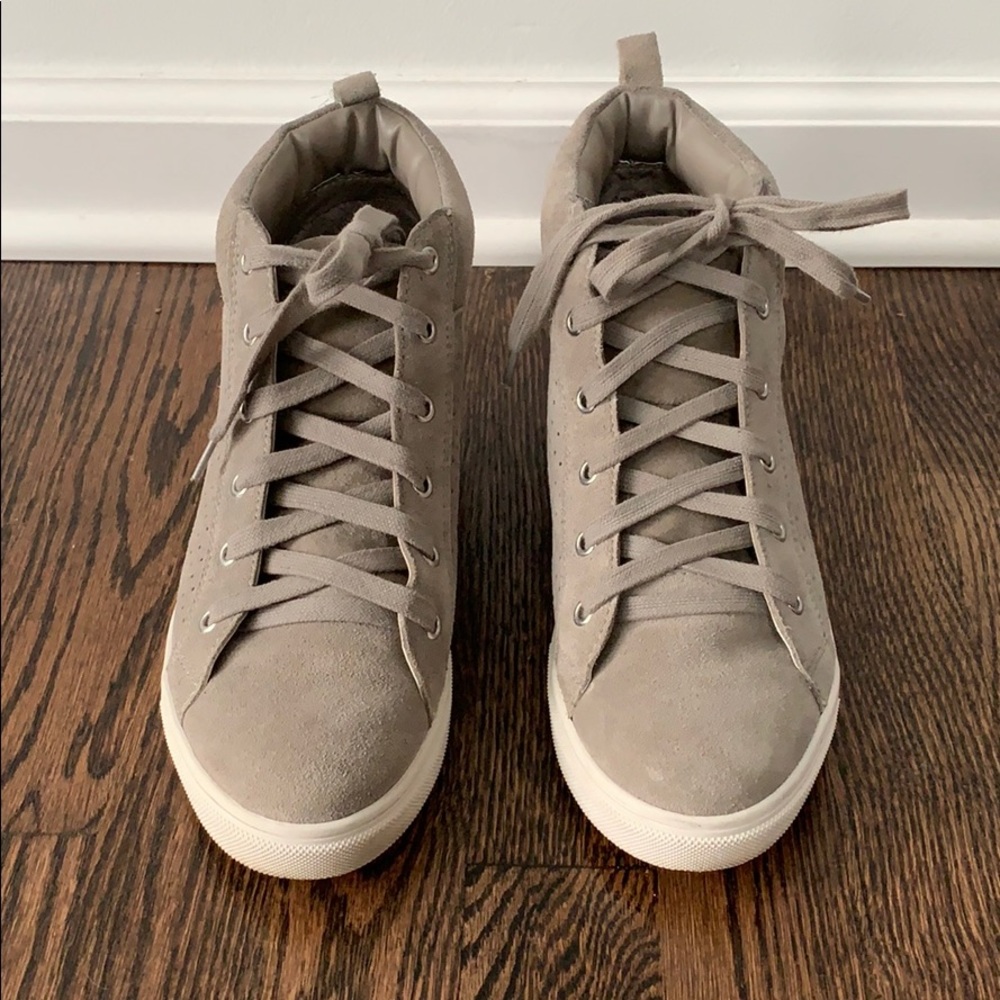 Steve Madden Wedge Lace up Sneakers Taupe